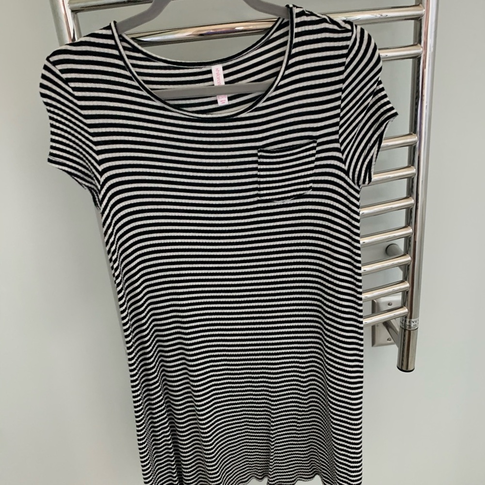 Xhilaration target dress black and white striped